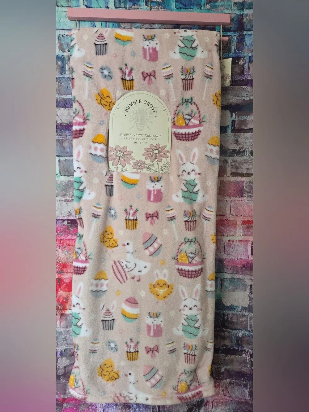 BUMBLE GROVE Bunny & Cupcake Plush Throw Blanket